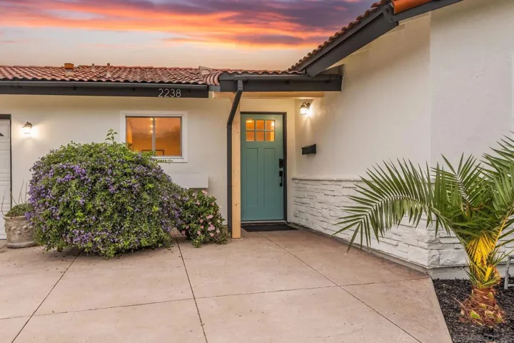 2238 El Monte, Oceanside, California 92054