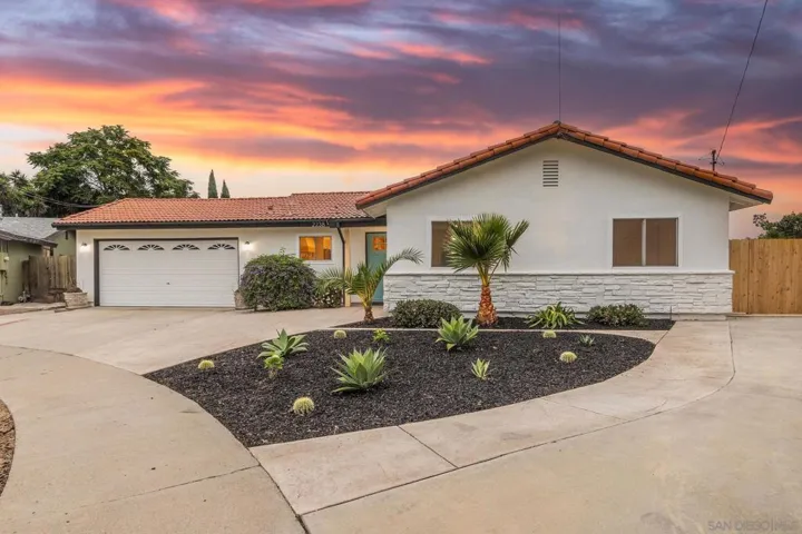 2238 El Monte, Oceanside, California 92054