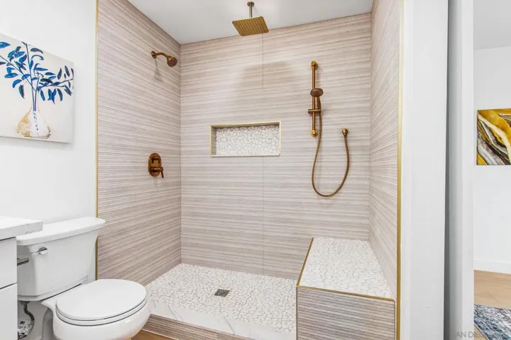 2238 El Monte, Oceanside, California 92054