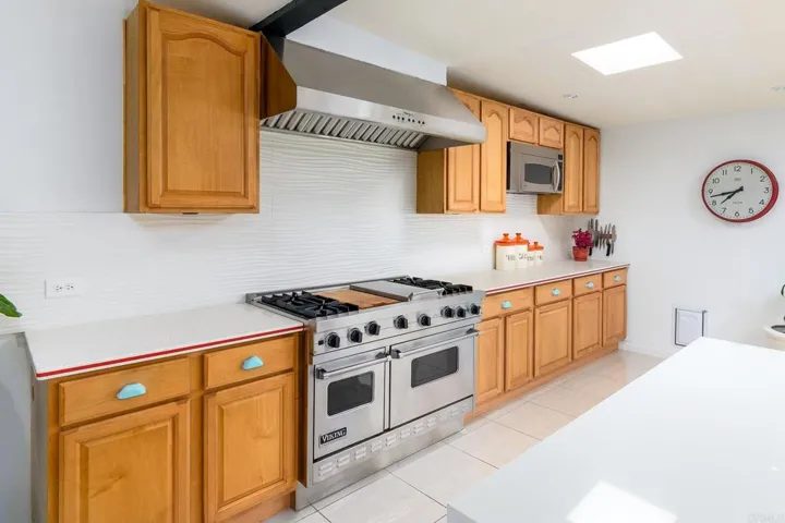 1922 Moreno Street, Oceanside, California 92054