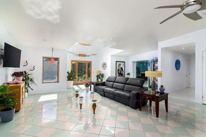 1922 Moreno Street, Oceanside, California 92054