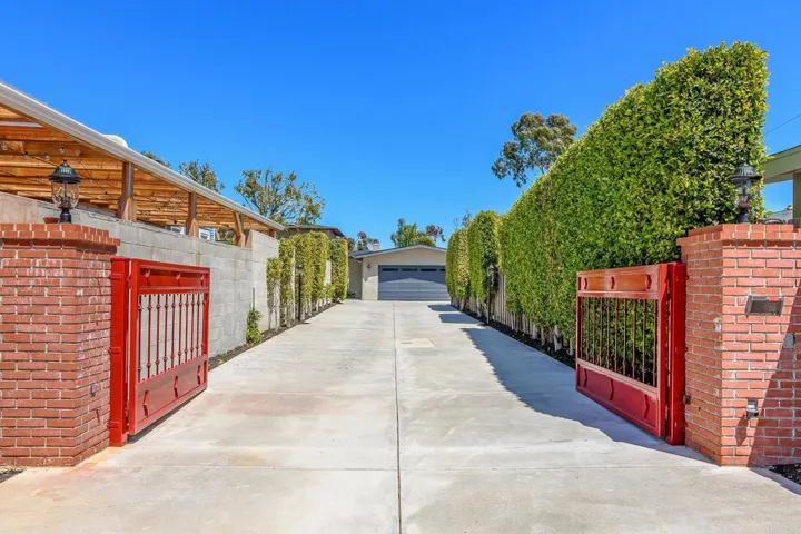 1922 Moreno Street, Oceanside, California 92054