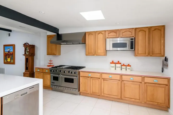 1922 Moreno Street, Oceanside, California 92054