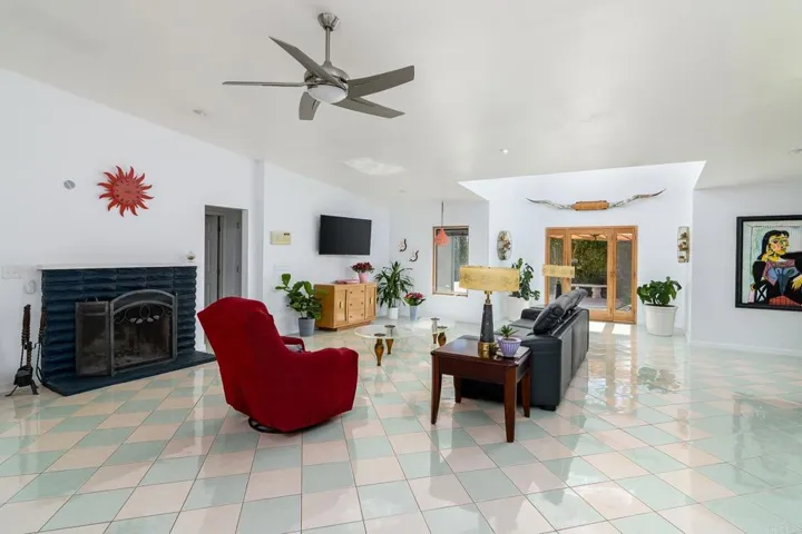 1922 Moreno Street, Oceanside, California 92054