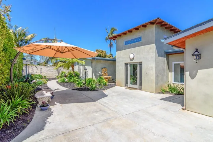 1922 Moreno Street, Oceanside, California 92054