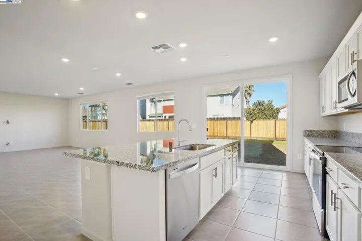 5337 Cardinal St, Antioch, California 94509