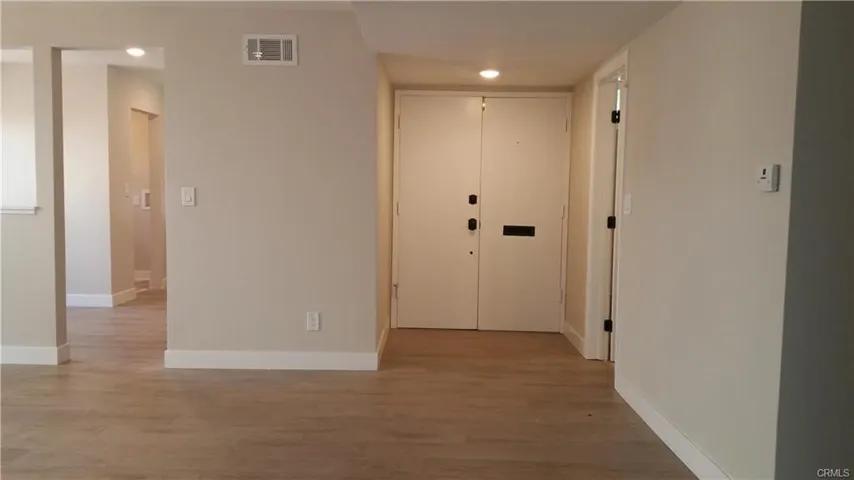 20420 Keswick Street, Winnetka, California 91306