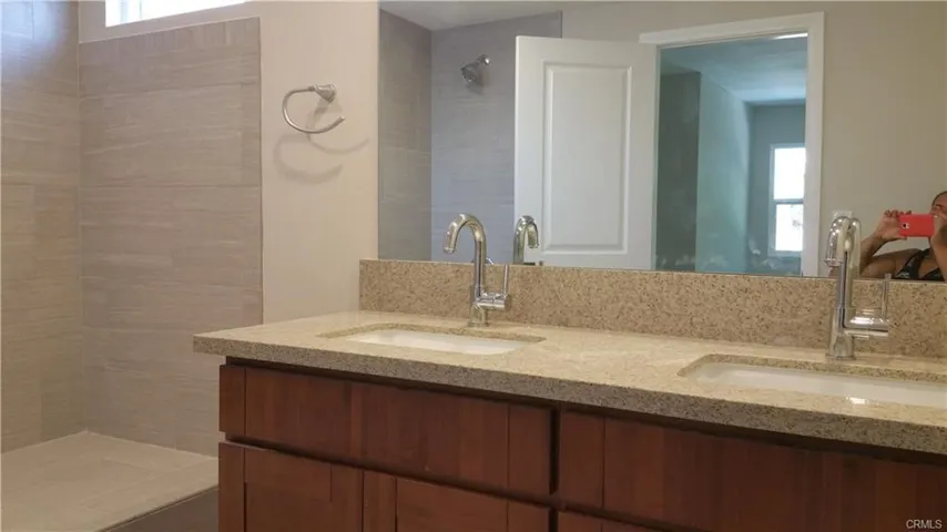 20420 Keswick Street, Winnetka, California 91306