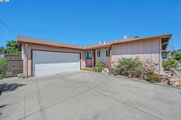 13857 Tortuga Rd, San Leandro, California 94577