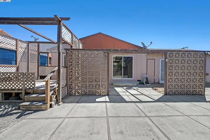 13857 Tortuga Rd, San Leandro, California 94577