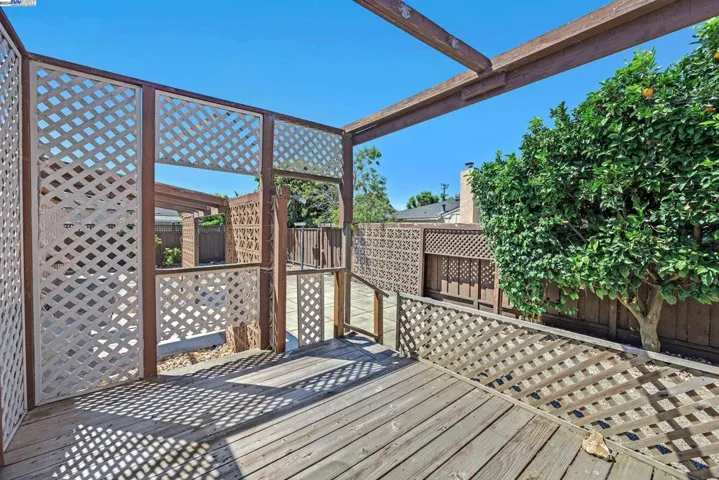 13857 Tortuga Rd, San Leandro, California 94577