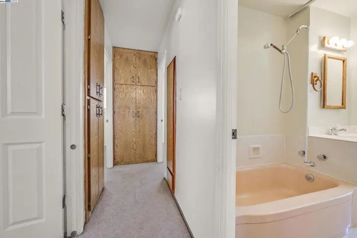 13857 Tortuga Rd, San Leandro, California 94577