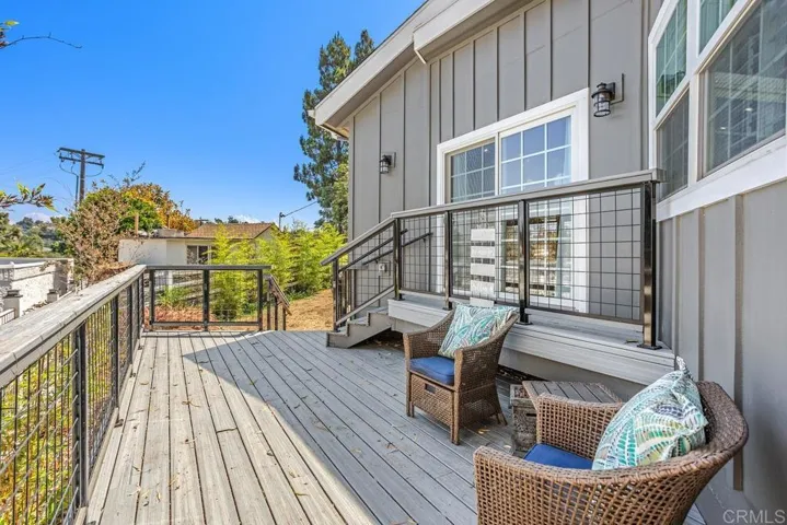 129 S Vine Street, Fallbrook, California 92028