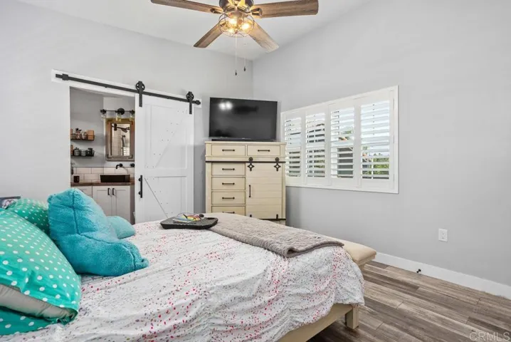129 S Vine Street, Fallbrook, California 92028
