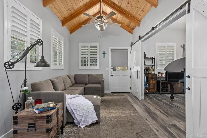 129 S Vine Street, Fallbrook, California 92028