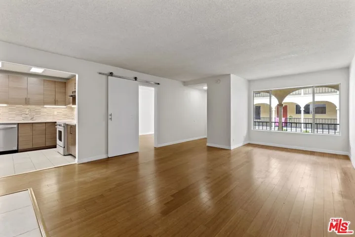 1033 6th Street 203, Santa Monica, California 90403
