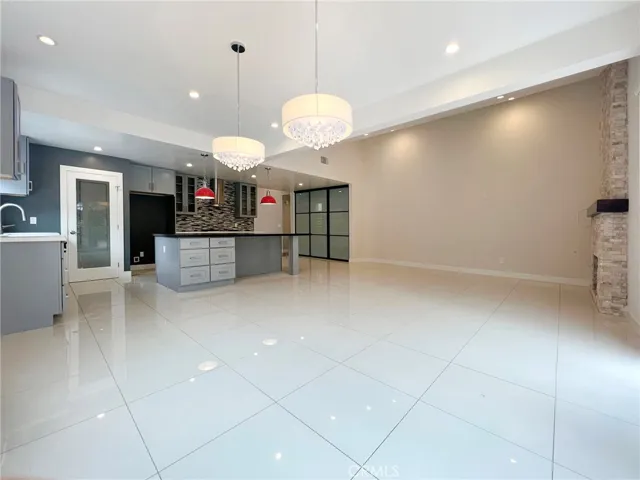 1600 Kingham Way, Fullerton, California 92833