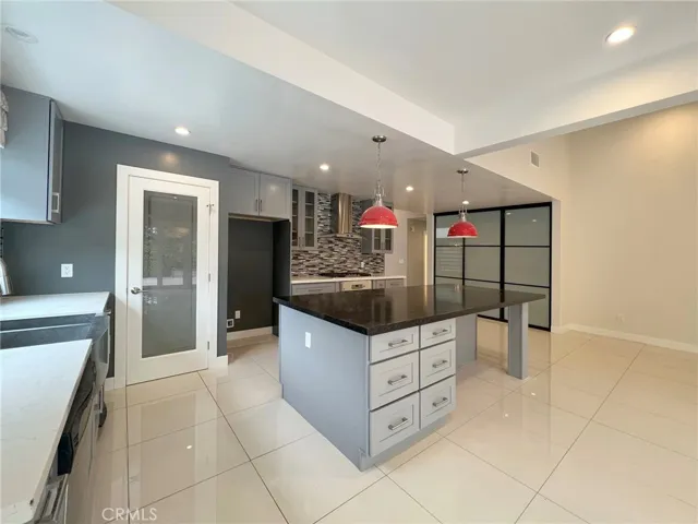 1600 Kingham Way, Fullerton, California 92833