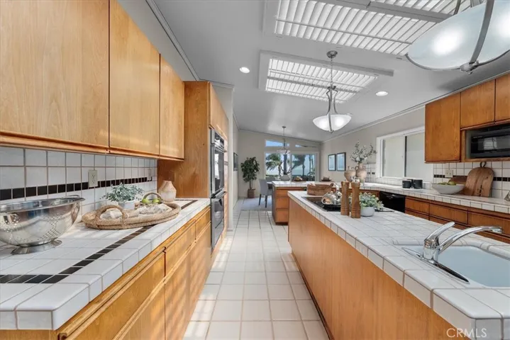 6504 Via Baron, Rancho Palos Verdes, California 90275