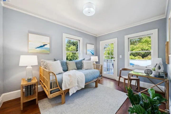 1232 Saint Charles St, Alameda, California 94501