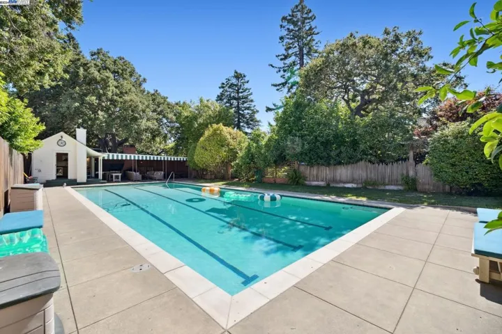 1232 Saint Charles St, Alameda, California 94501