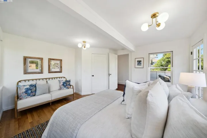 1232 Saint Charles St, Alameda, California 94501