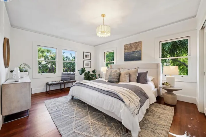 1232 Saint Charles St, Alameda, California 94501