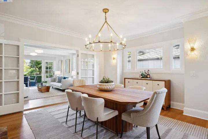 1232 Saint Charles St, Alameda, California 94501