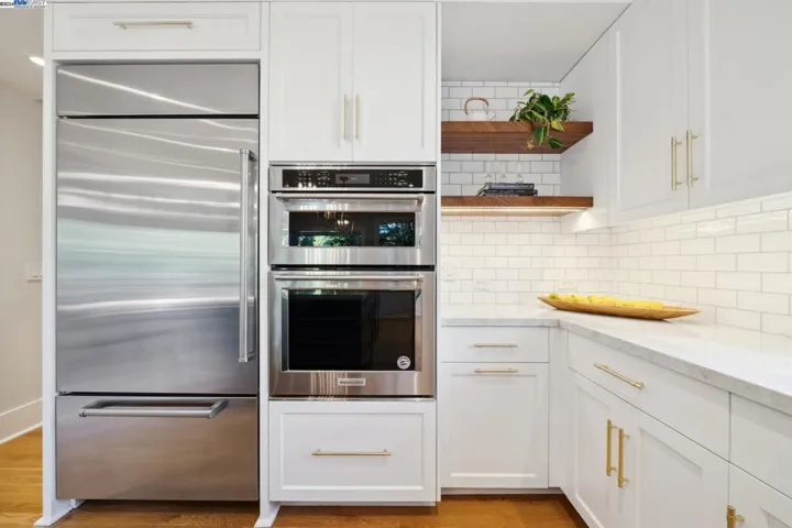 1232 Saint Charles St, Alameda, California 94501