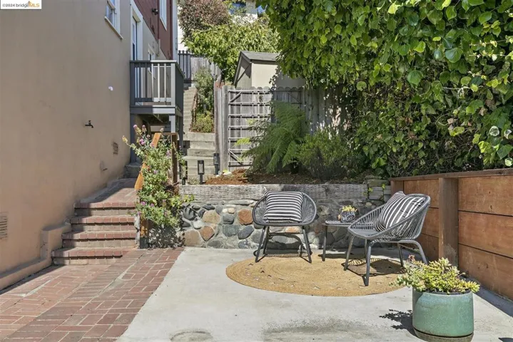 754 Gateview Ave, Albany, California 94706