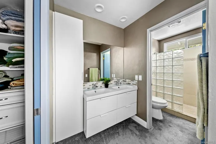 3574 Hatfield Cir, Oceanside, California 92056