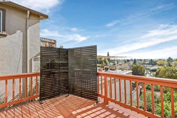 8735 Thermal St, Oakland, California 94605
