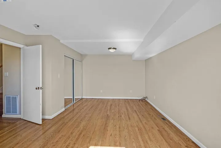 8735 Thermal St, Oakland, California 94605