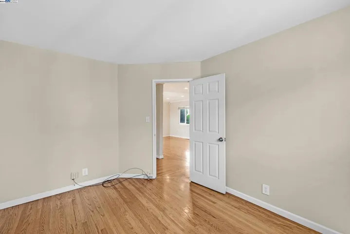 8735 Thermal St, Oakland, California 94605