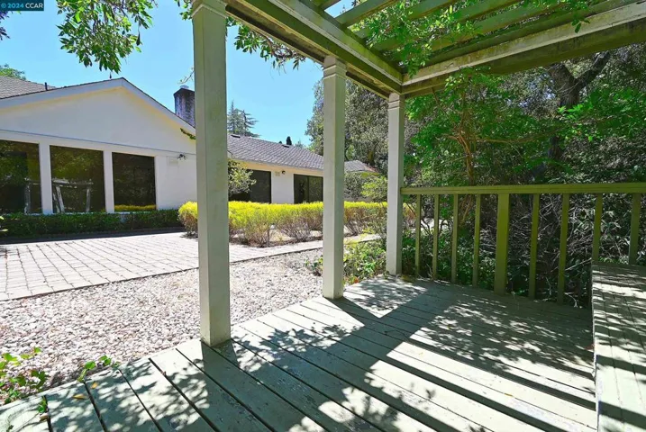 20 Tamarack Dr, Hillsborough, California 94010