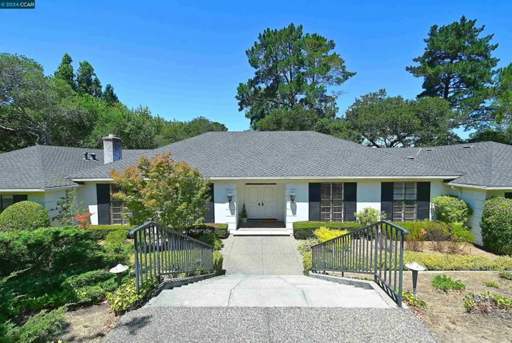 20 Tamarack Dr, Hillsborough, California 94010