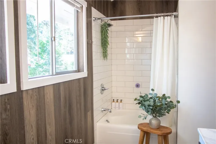 31583 Circle View Drive, Running Springs, California 92382