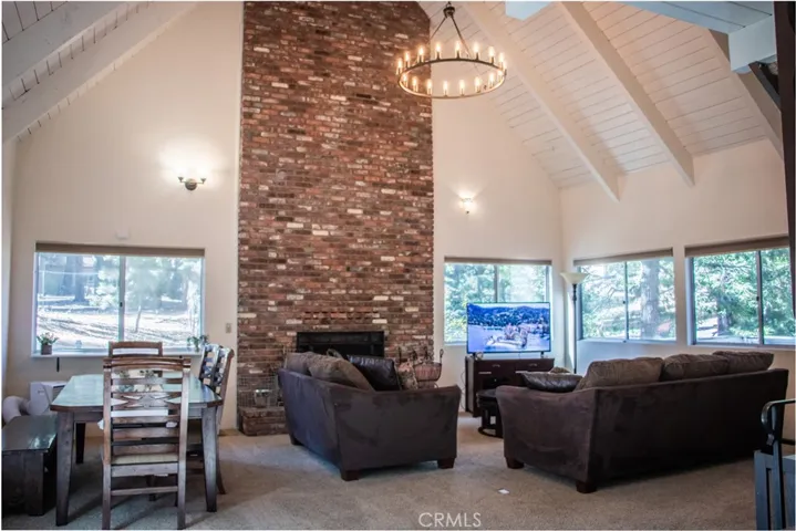 31583 Circle View Drive, Running Springs, California 92382