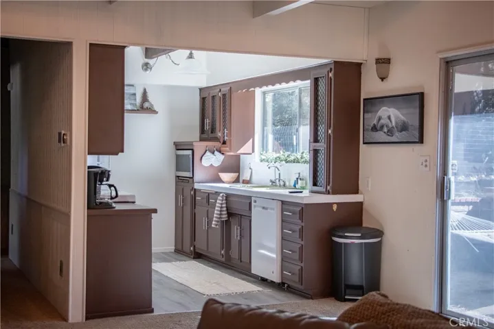 31583 Circle View Drive, Running Springs, California 92382