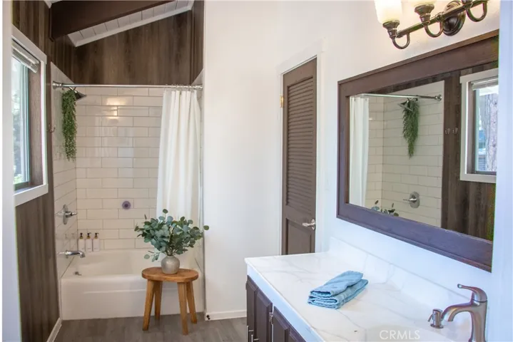 31583 Circle View Drive, Running Springs, California 92382