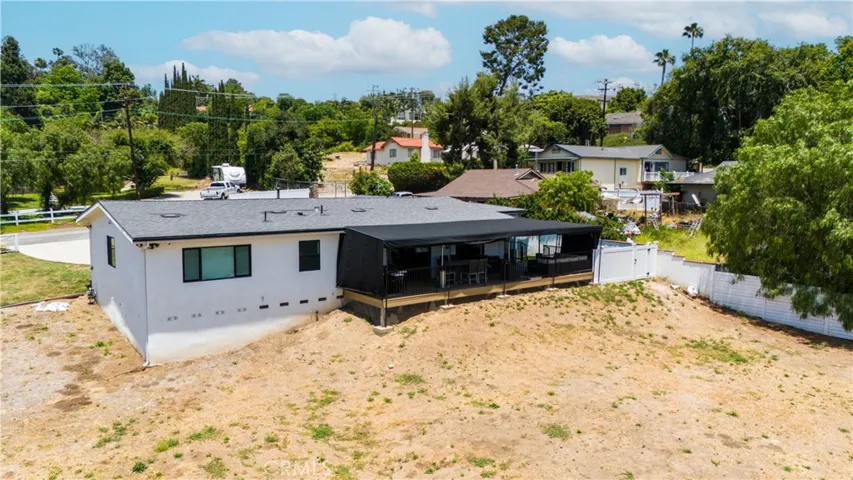2423 Vista Rd, La Habra Heights, California 90631