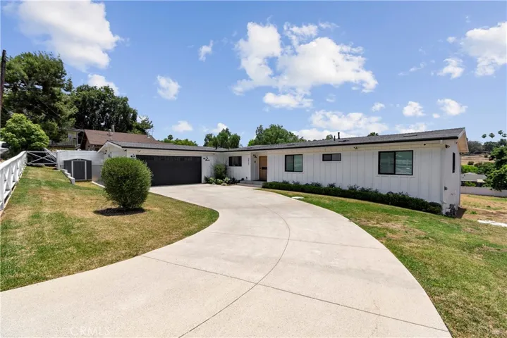 2423 Vista Rd, La Habra Heights, California 90631