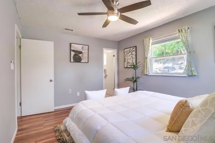 1352 Dove, El Cajon, California 92020