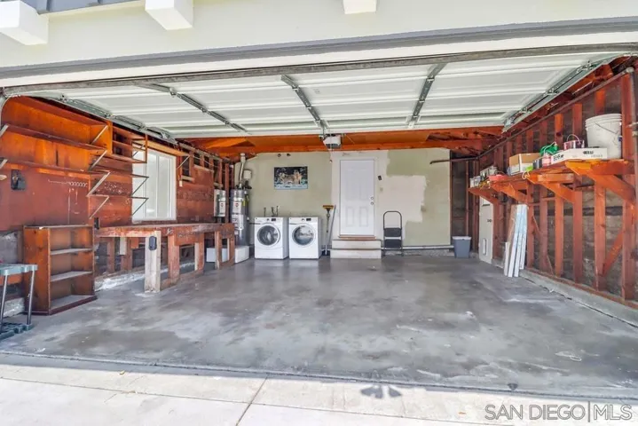 1352 Dove, El Cajon, California 92020