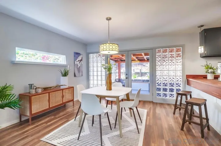 1352 Dove, El Cajon, California 92020