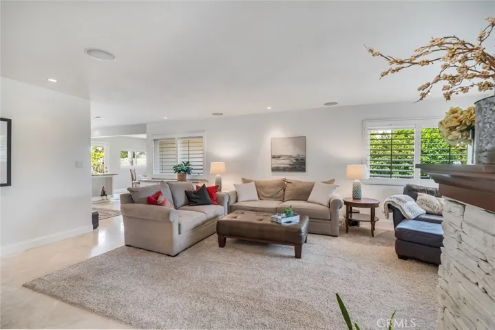 2363 E Mission Road, Fallbrook, California 92028