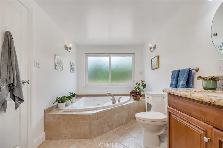 2363 E Mission Road, Fallbrook, California 92028