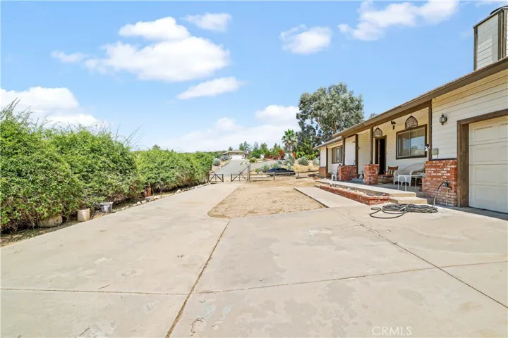 40300 Brook Trails Way, Aguanga, California 92536