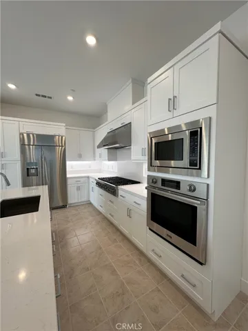 103 Sawbuck, Irvine, California 92618