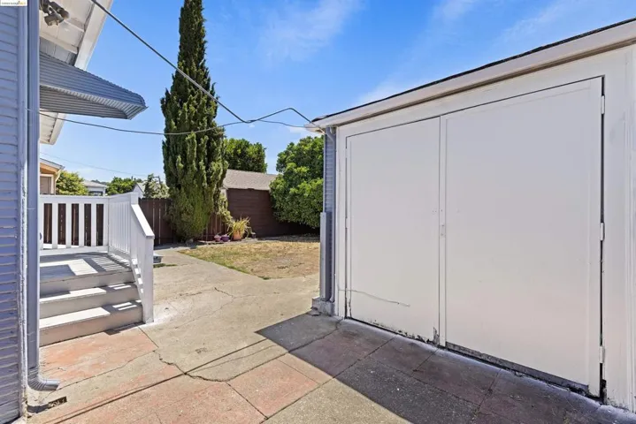2242 108th Ave, Oakland, California 94603